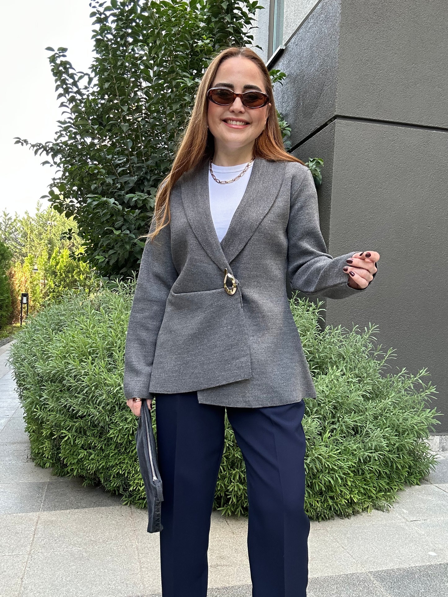 Çelik örgü tokalı hırka