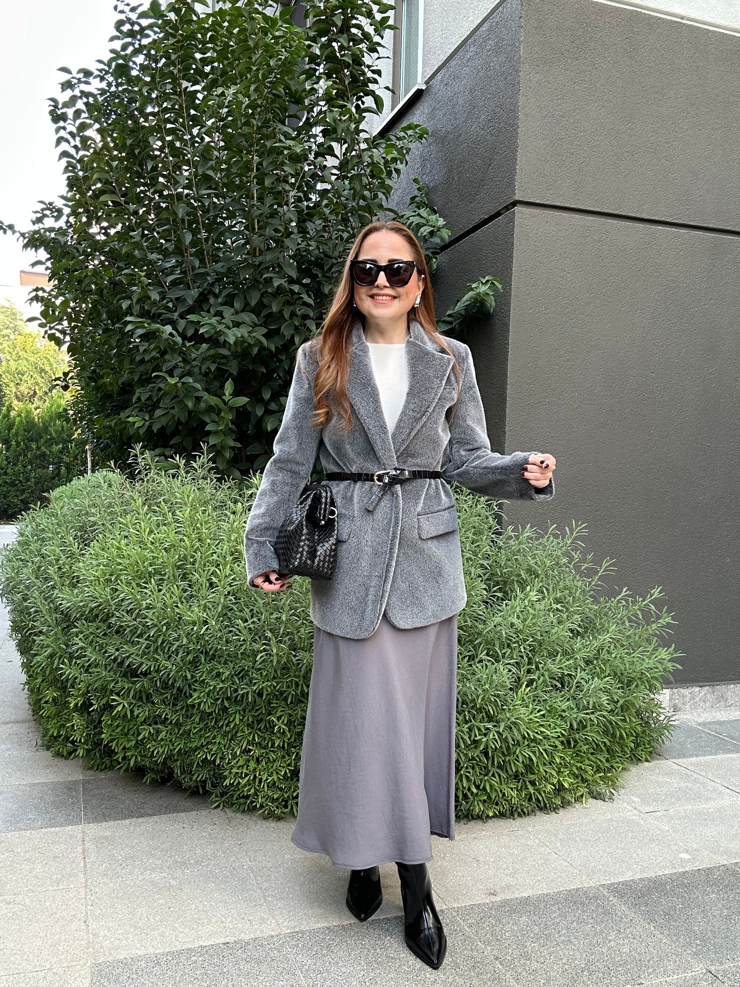 Premium tüylü kemerli blazer