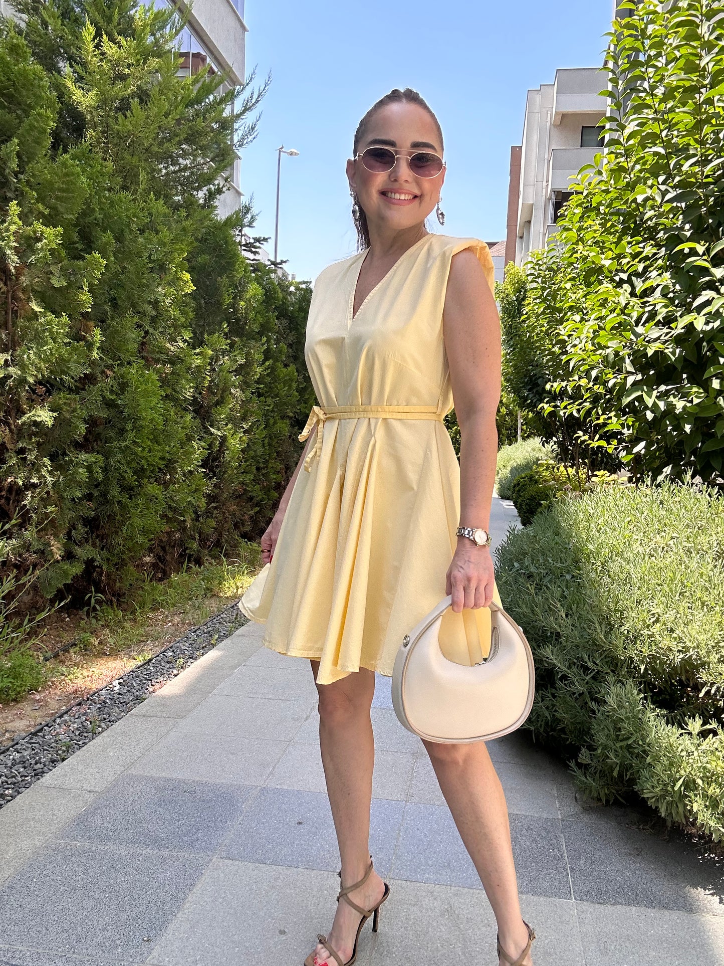 Vatkalı poplin elbise
