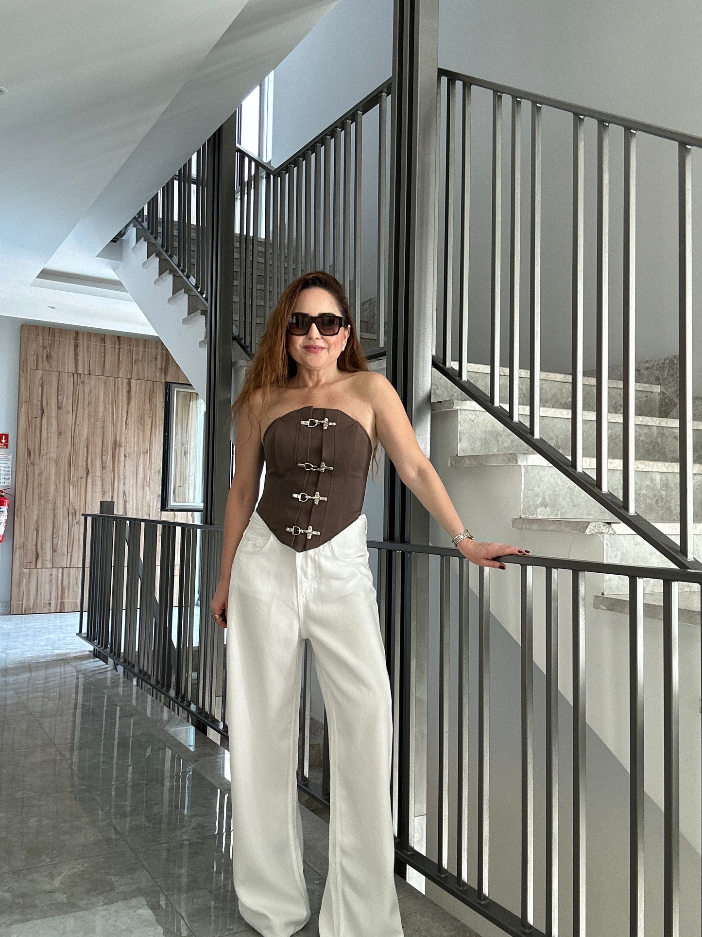 Adria kelepçe korse