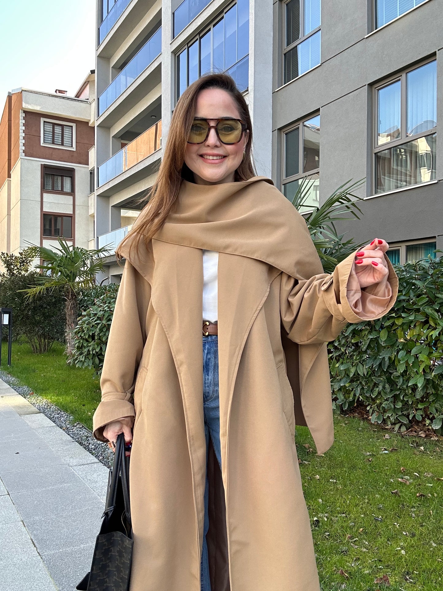 Şal detaylı trençkot