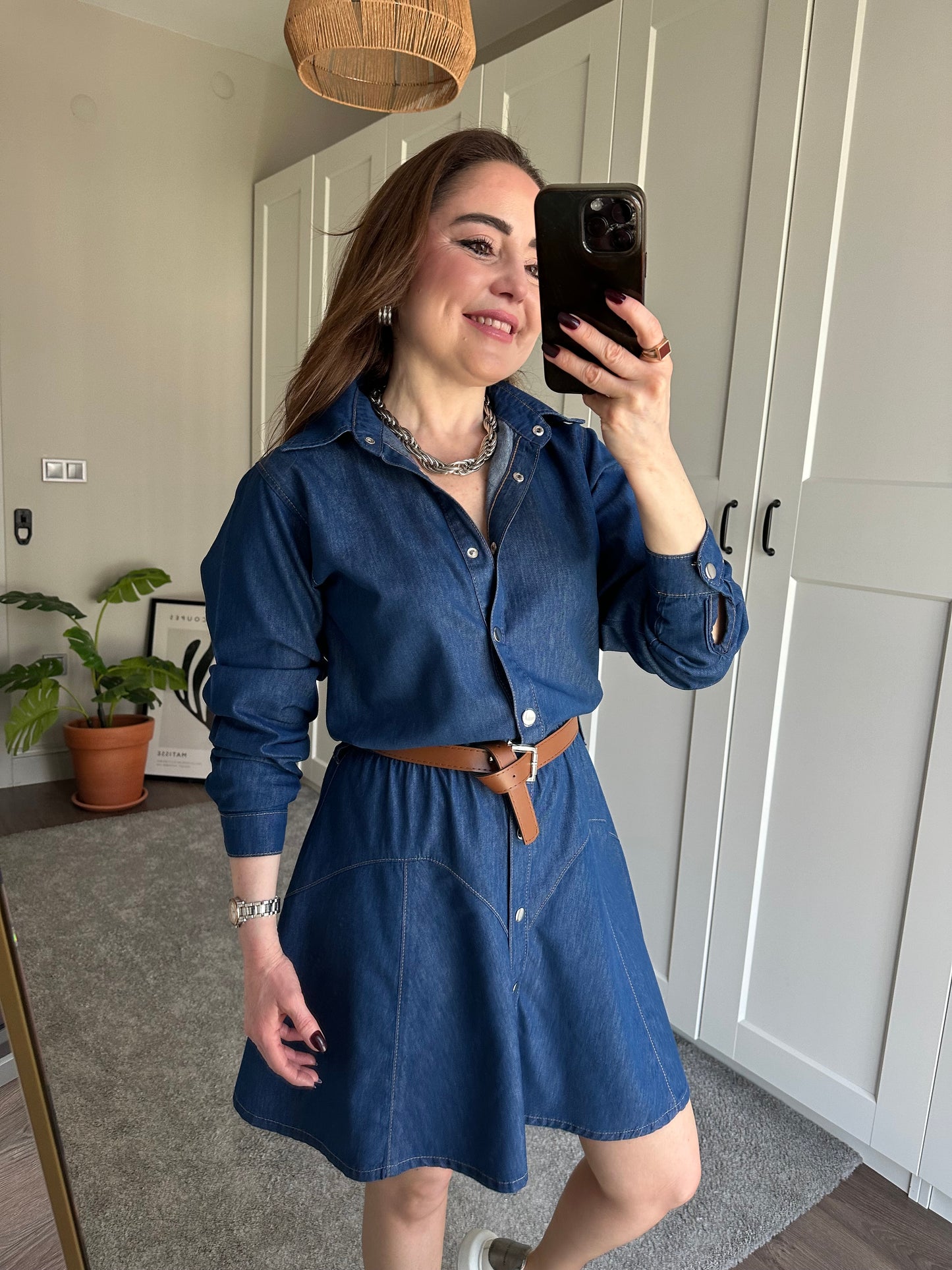 Kemerli volanlı denim elbise