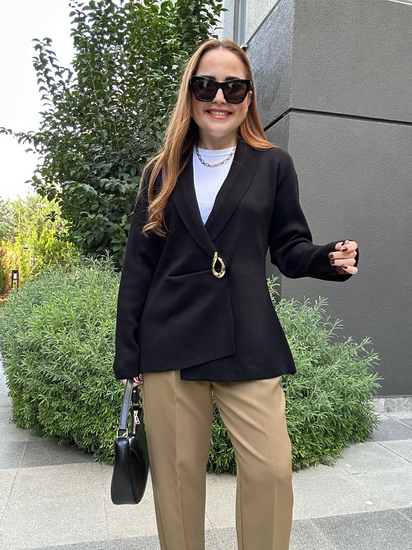 Çelik örgü tokalı hırka