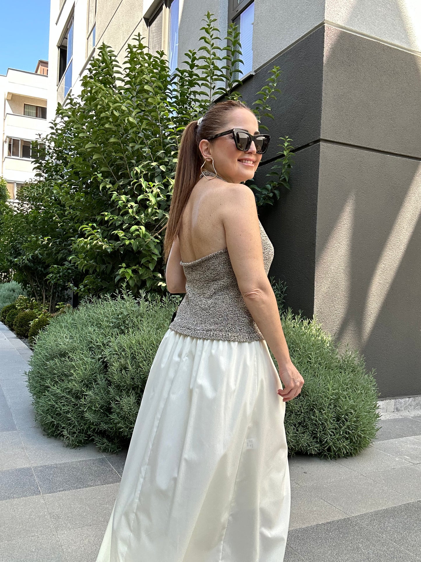 Marka muadil triko detaylı elbise