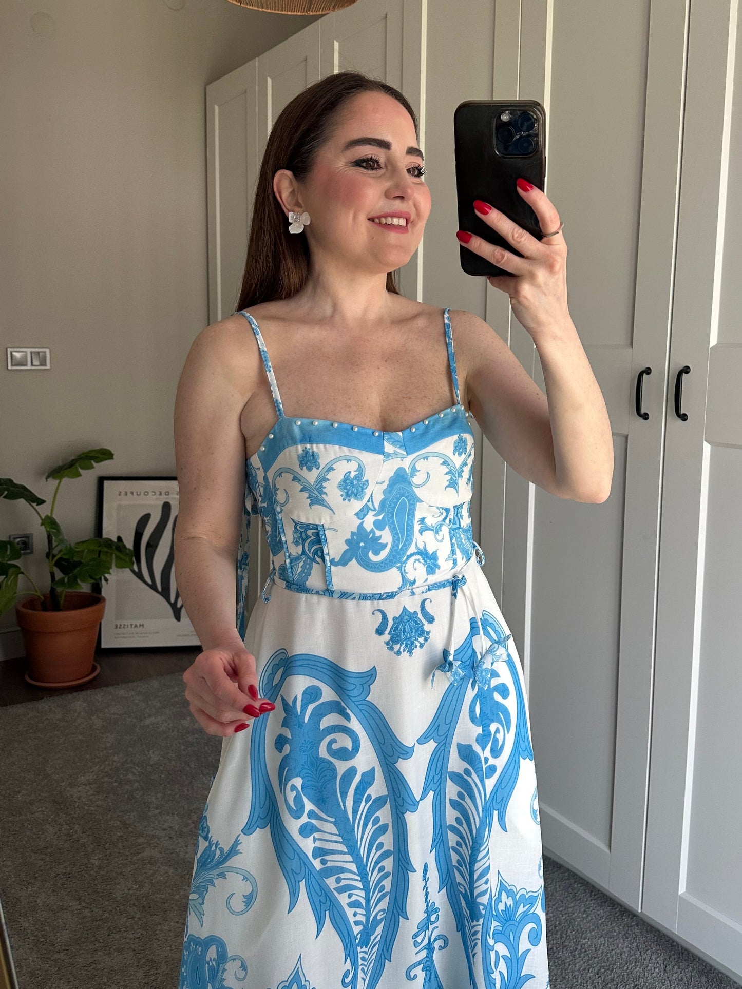 İncili desenli keten elbise