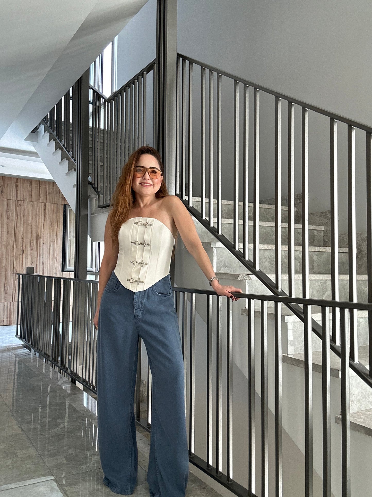 Adria kelepçe korse