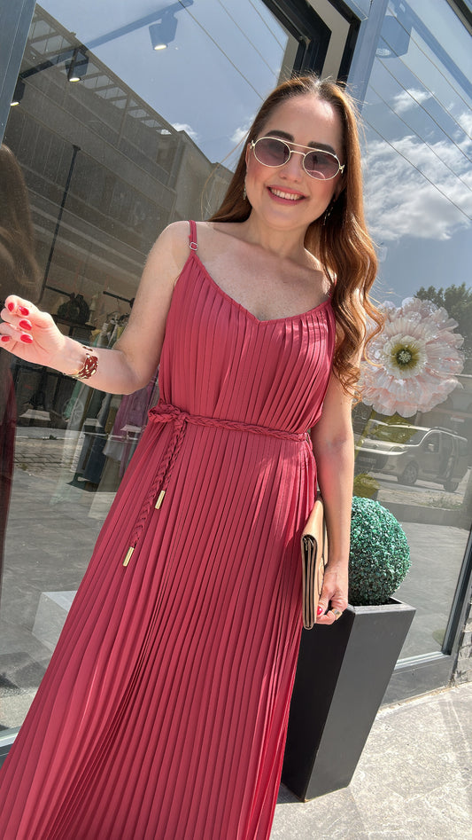 Premium pliseli elbise