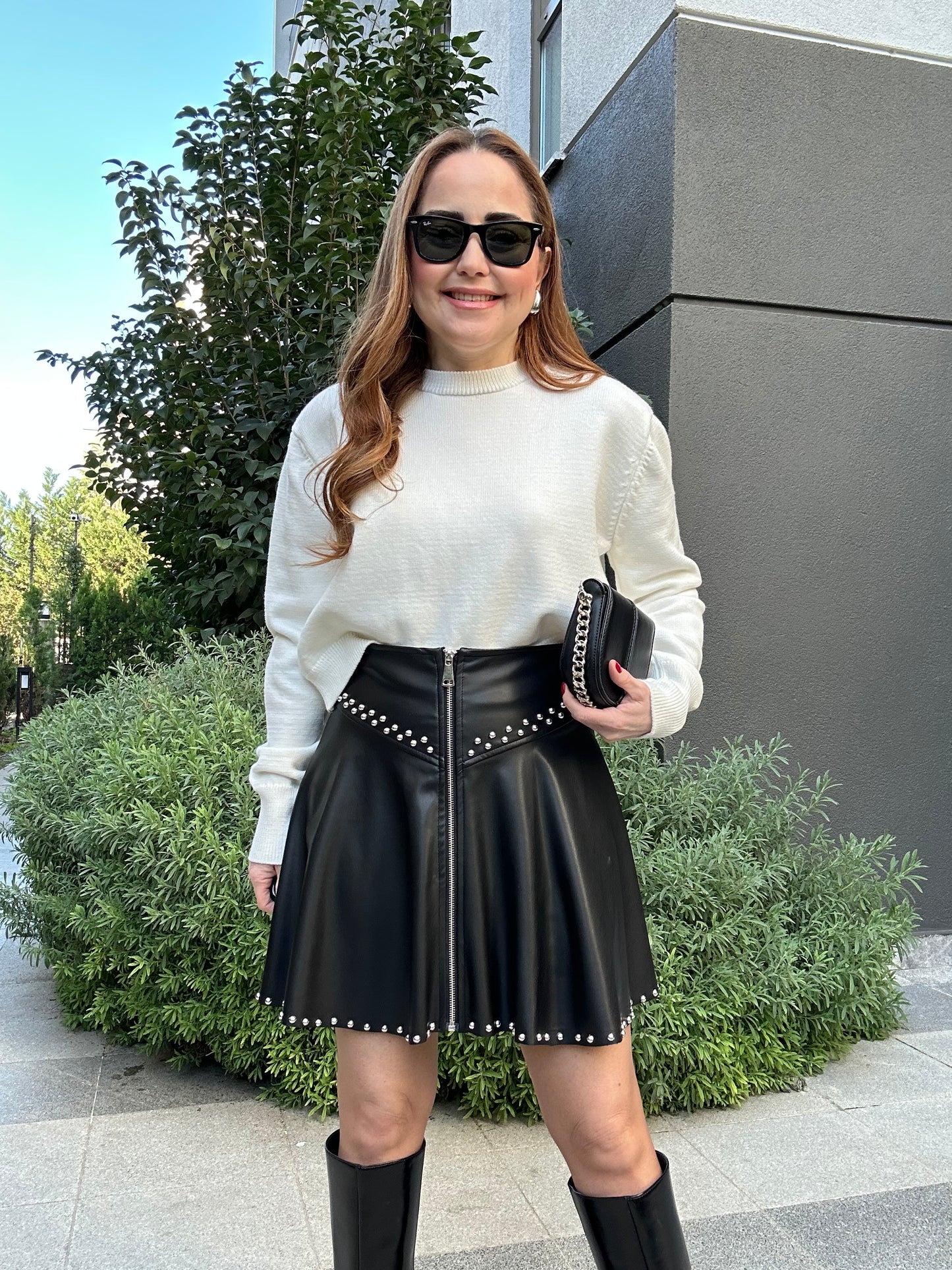 Droplu volanlı deri etek