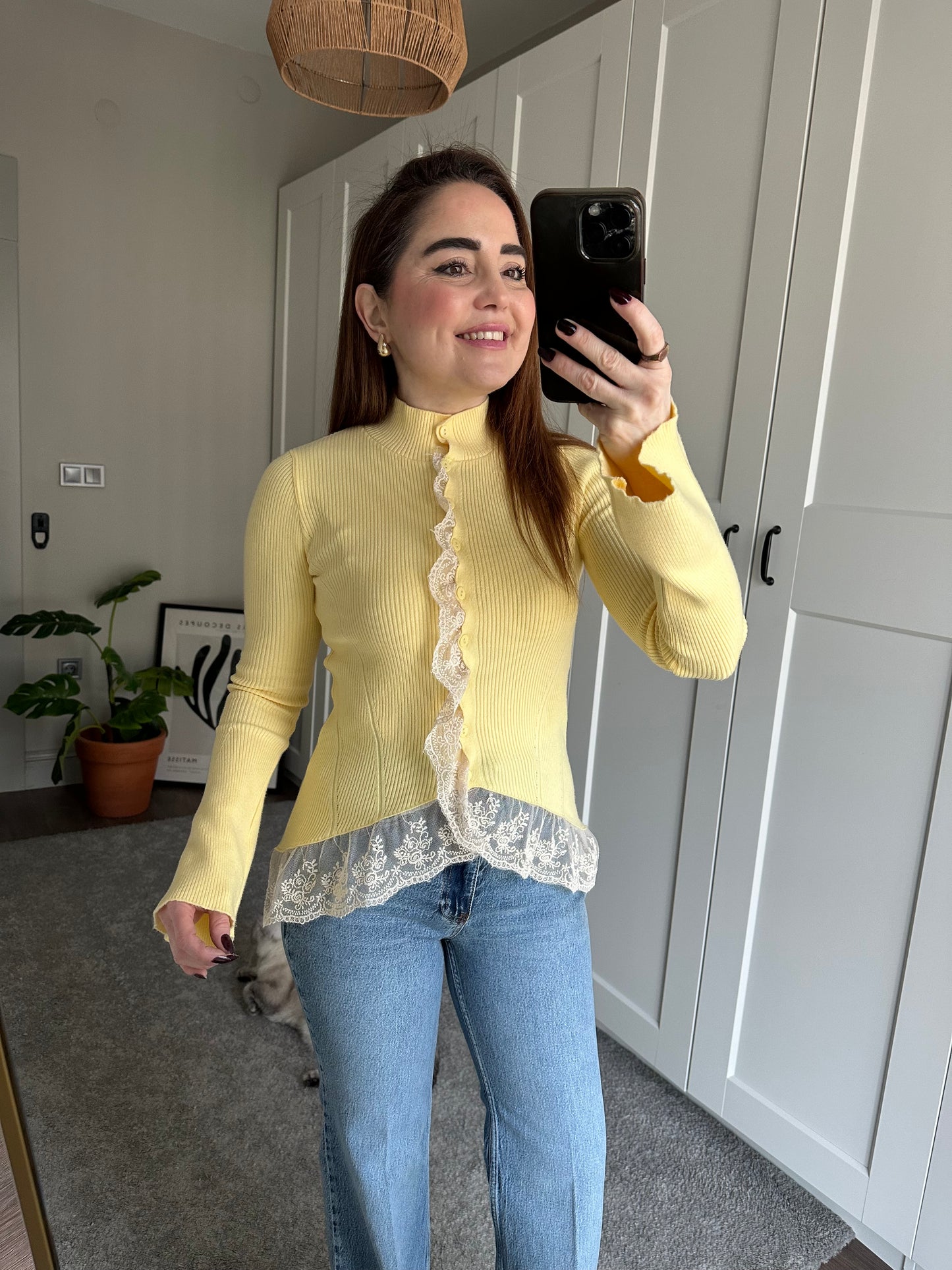 Dantel detaylı hırka