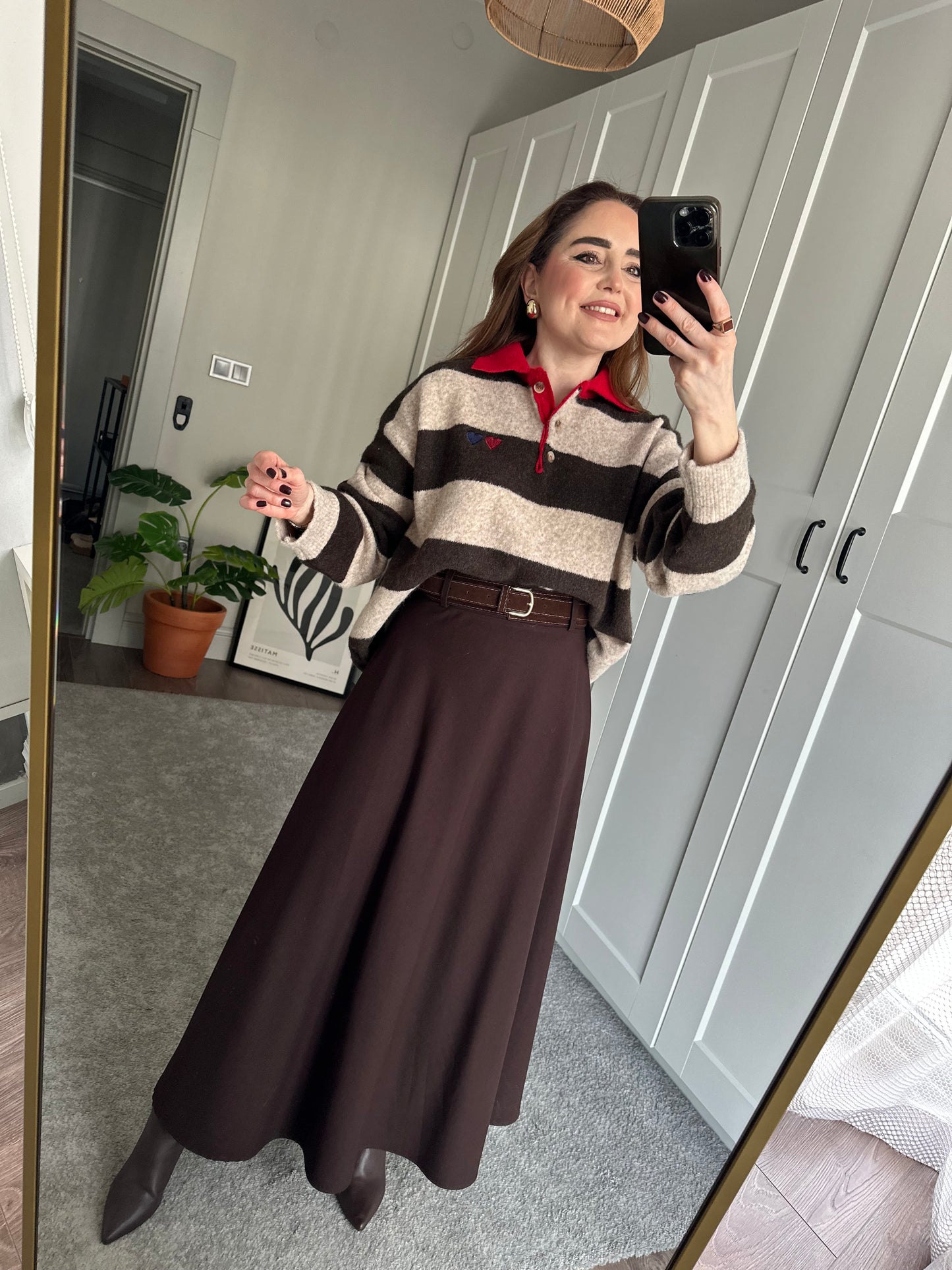 Süet kemerli midi etek