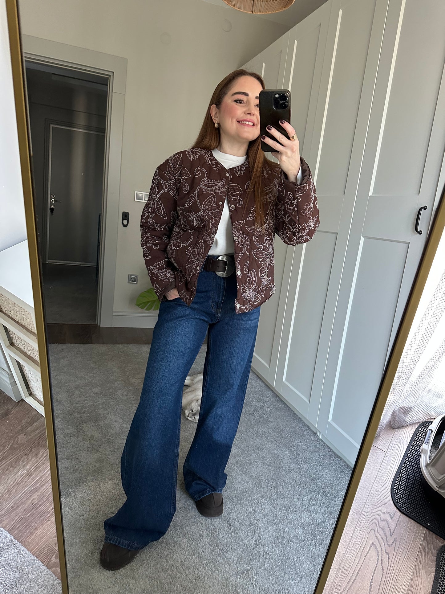 Nakışlı kapitone mont