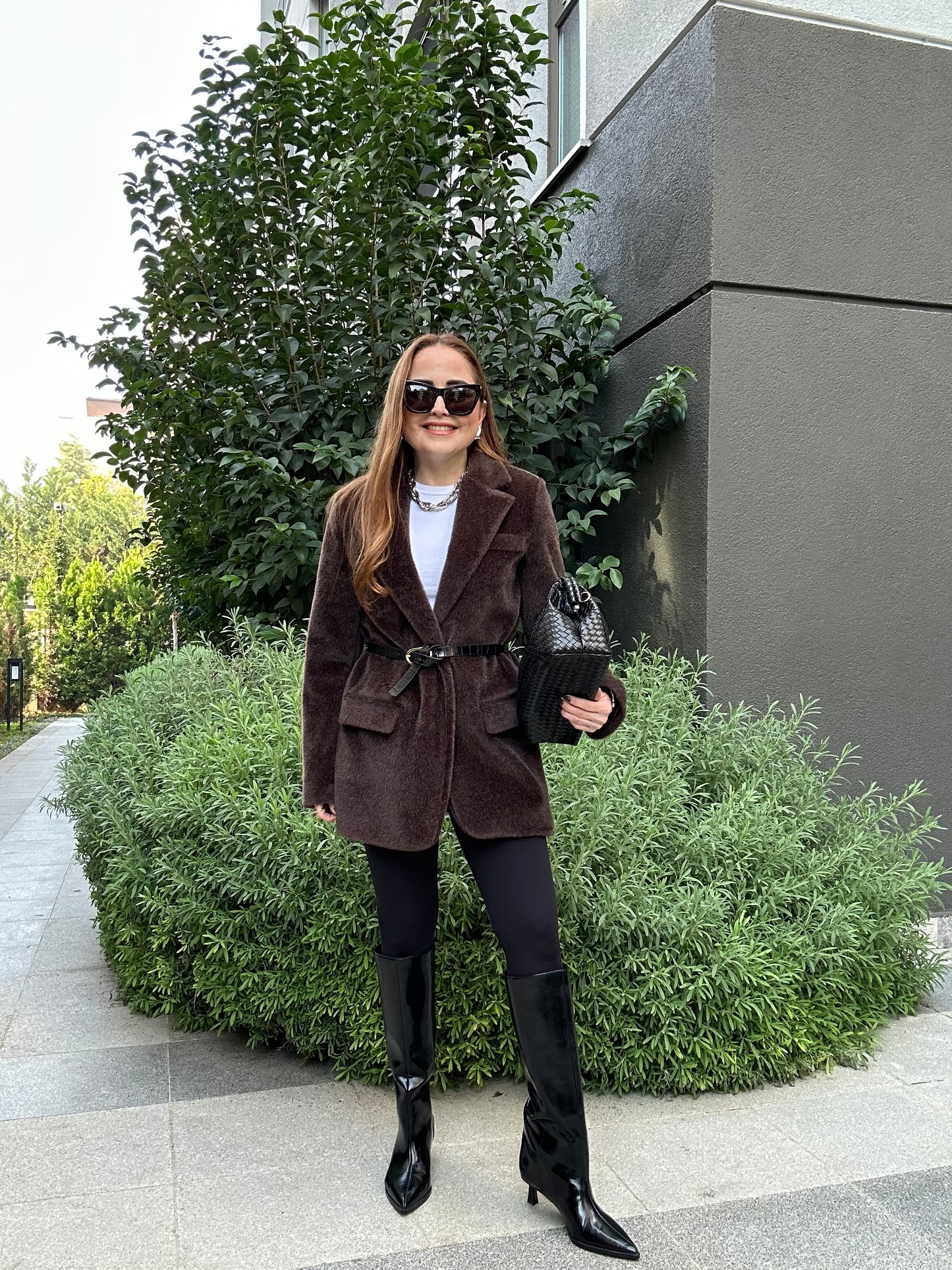 Premium tüylü kemerli blazer