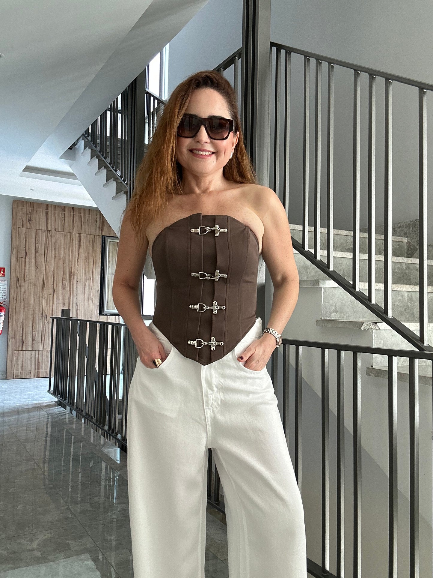 Adria kelepçe korse